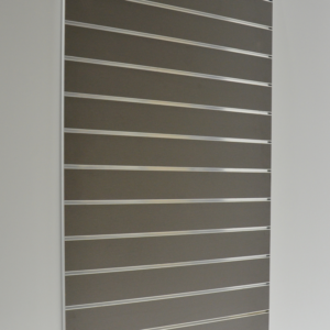 Panel βαμμένο από μελαμίνη 18mm με οδηγούς αλουμινίου σε custom made διαστάσεις